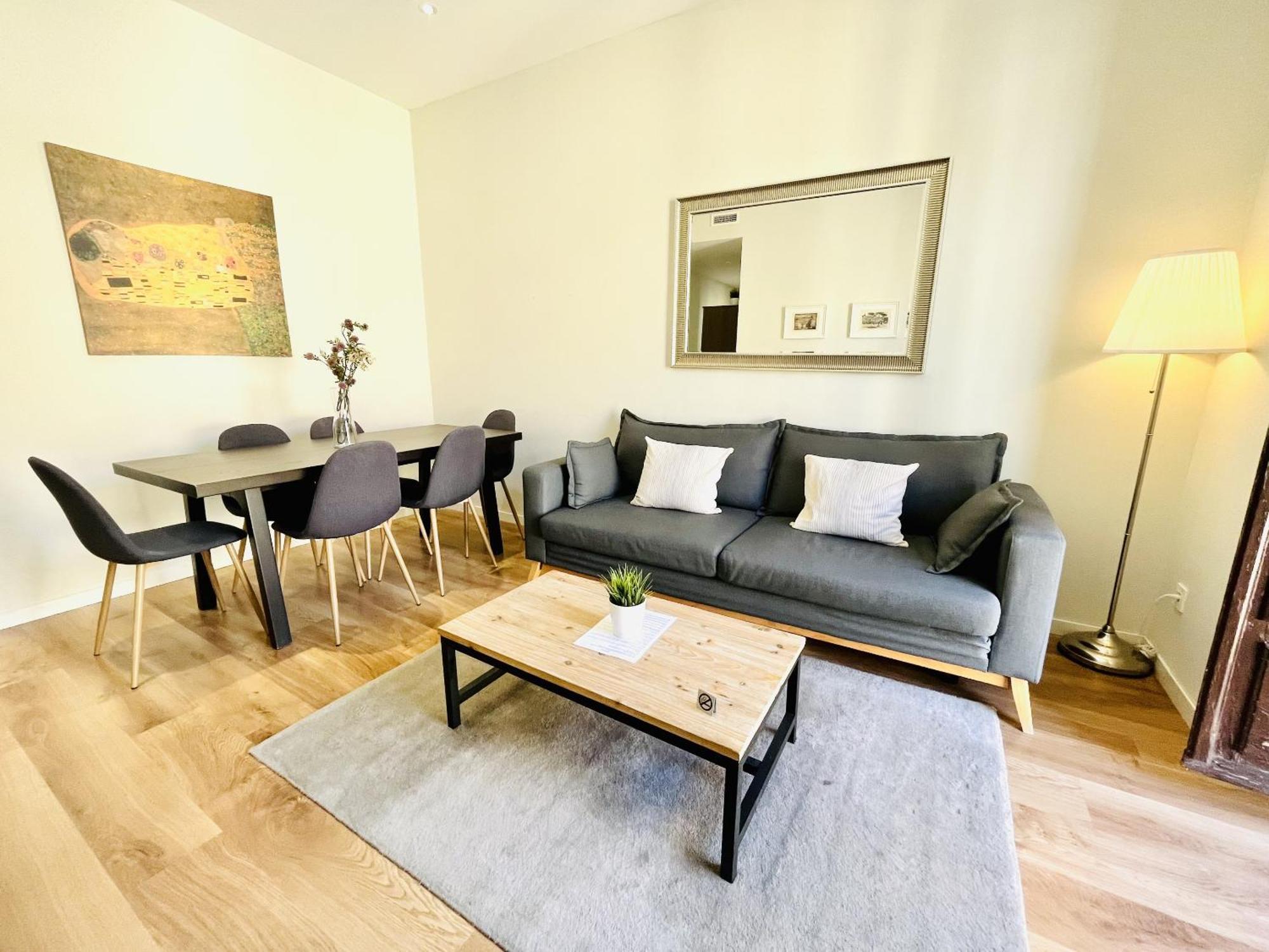 Dplace To Be - Luxury Apartment In Historic Center Madrid Oda fotoğraf