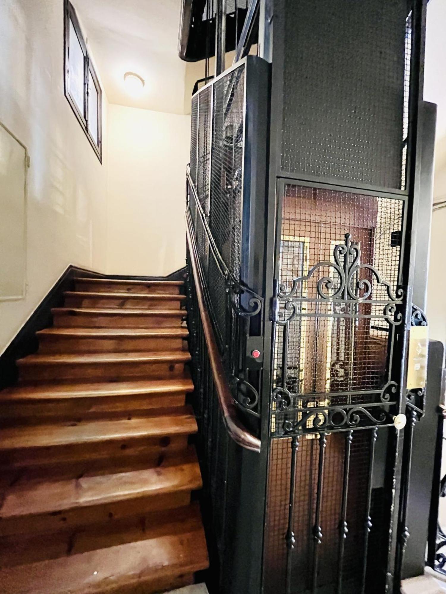 Dplace To Be - Luxury Apartment In Historic Center Madrid Dış mekan fotoğraf