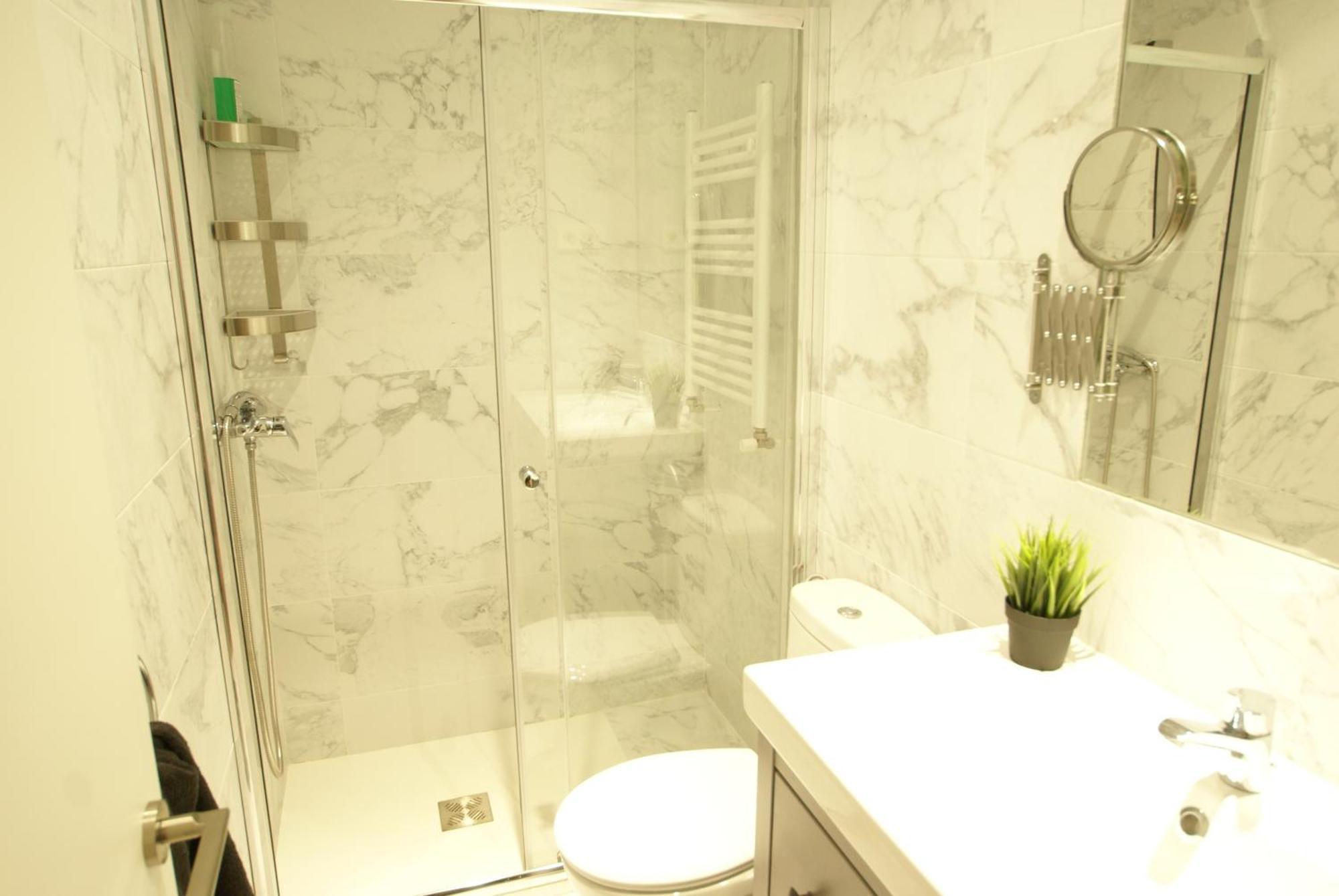 Dplace To Be - Luxury Apartment In Historic Center Madrid Oda fotoğraf